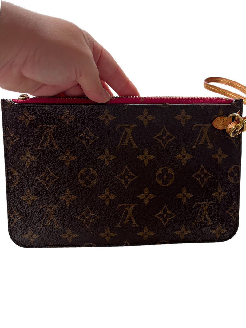 Louis Vuitton Neverfull Pouch