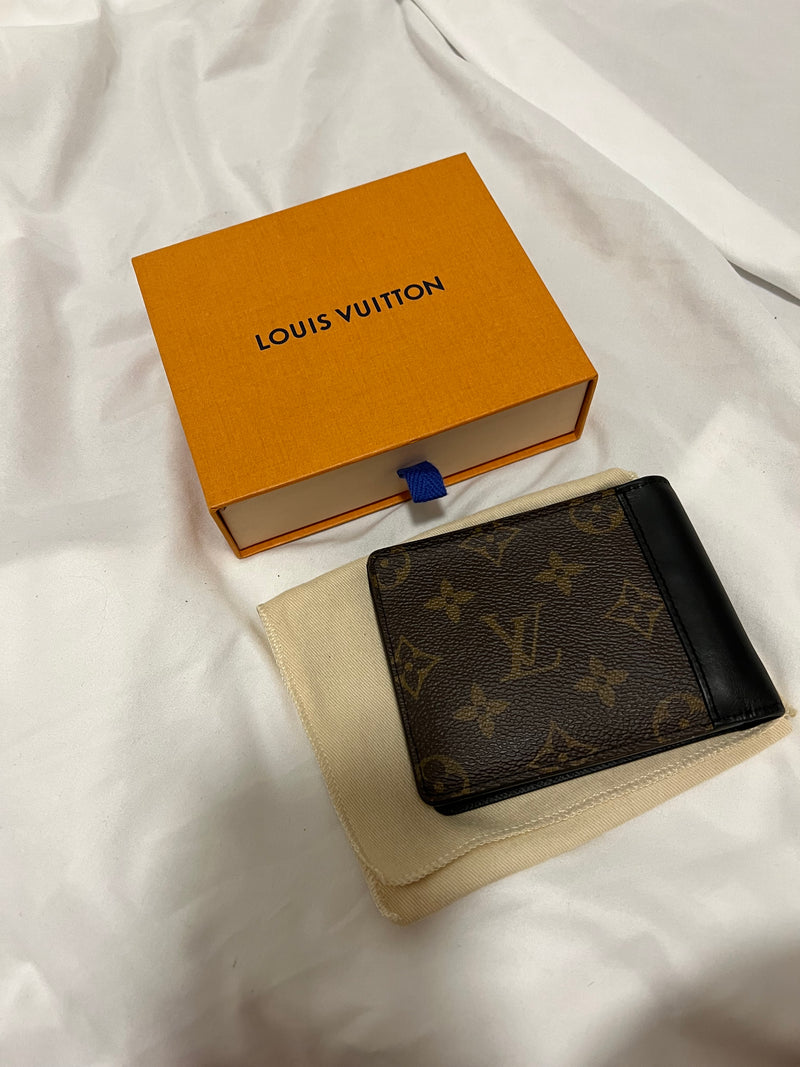 Louis Vuitton Multiple Men’s Wallet