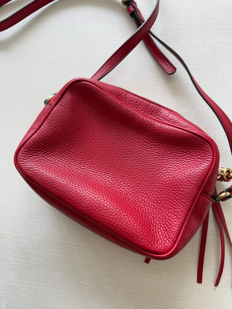 Gucci Beige Soho Camera Crossbody