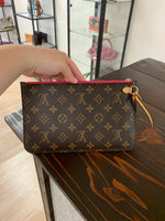 Neverfull pouch